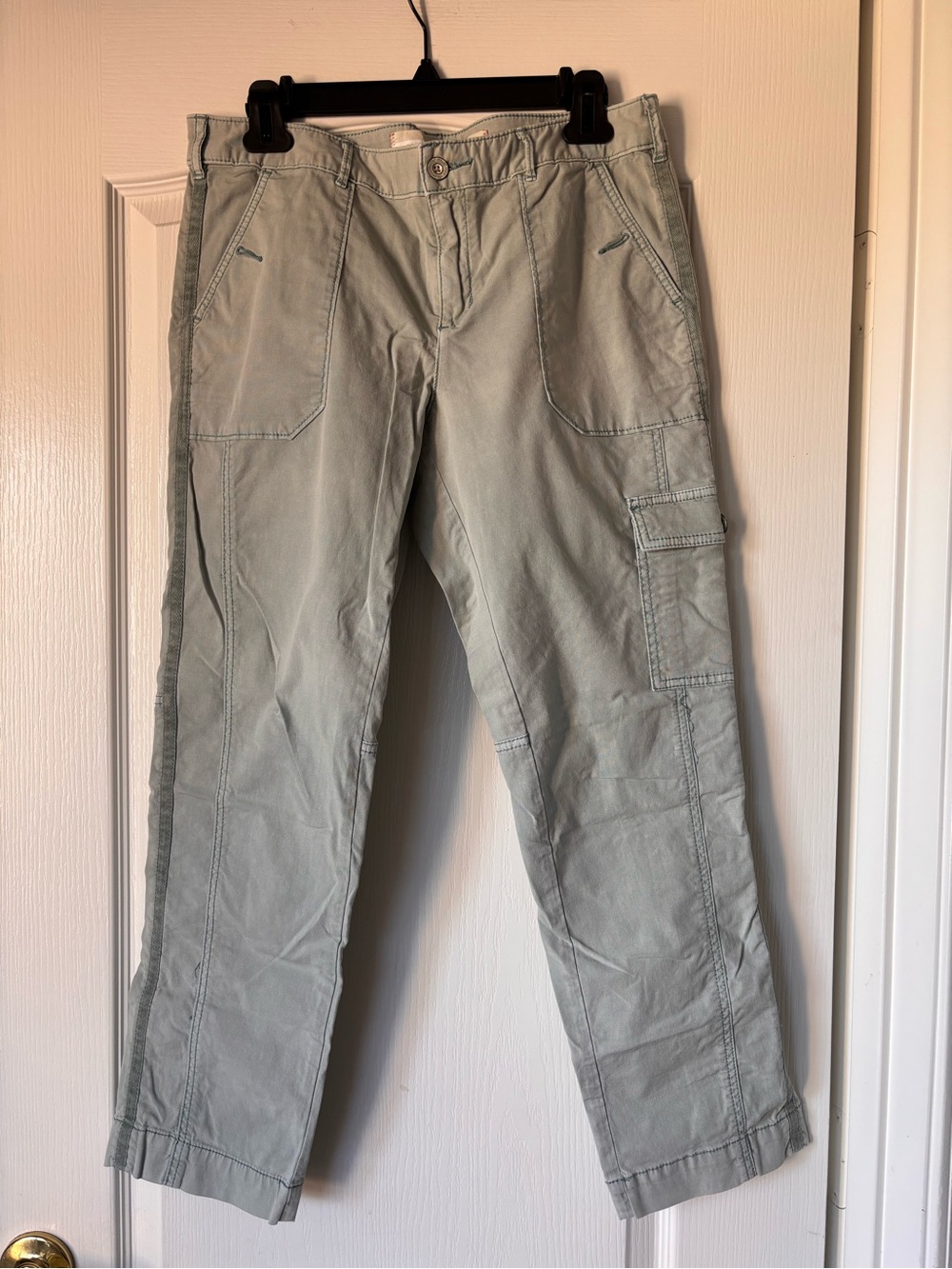 Anthropologie HEI HEI Utility Cargo Straight leg Pant light green crop size 8